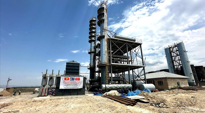 Kırgız-Türk ortaklığında petrol rafinerisi kuruluyor