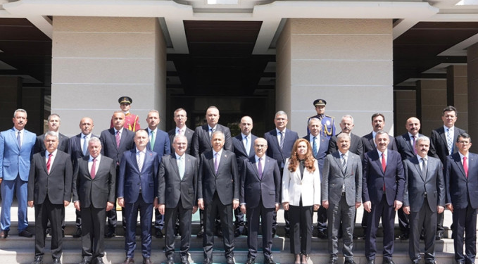Bakan Yerlikaya 23 il emniyet müdürü ile buluştu