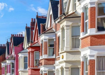 İngiltere’de satılık konut sayısı son 7 yılın zirvesinde