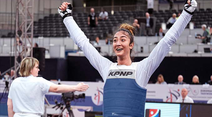 Nafia Kuş Aydın, taekwondoda yarı finalde