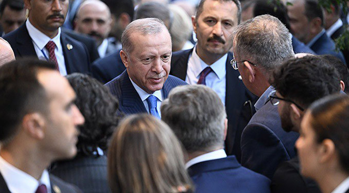 Cumhurbaşkanı Erdoğan’a Türkevi’nde karşılama