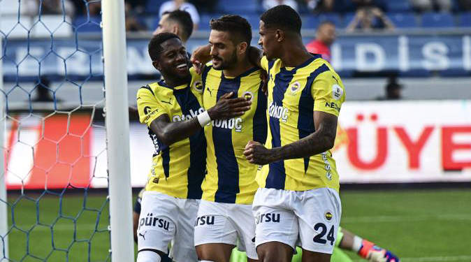 Fenerbahçe 3 puana 2 golle aldı