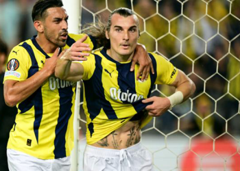 Fenerbahçe, UEFA Avrupa Ligi’ne galibiyetle başladı