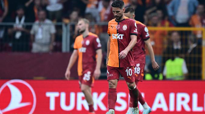 Galatasaray ilk kez puan kaydetti