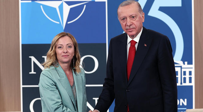 Erdoğan, Meloni’yle telefonda görüştü