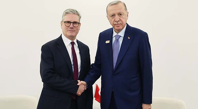 Cumhurbaşkanı Erdoğan, İngiltere Başbakanı Starmer’i kabul etti