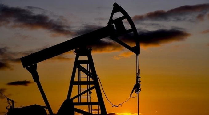 Rusya OPEC grubunun kesintisinden 40 trilyon ruble gelir elde etti