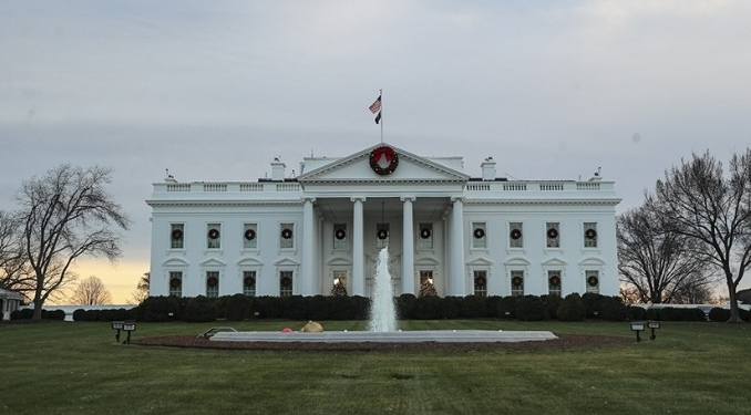 ABD, Meksika ile Kanada’ya yüzde 25, Çin’e yüzde 10 gümrük vergisi uygulayacak