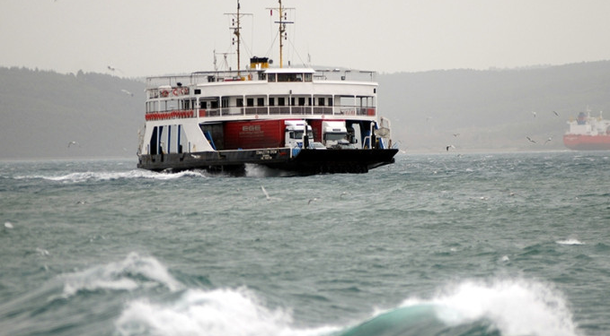 Güney Marmara’da feribot seferlerinin bazıları iptal edildi