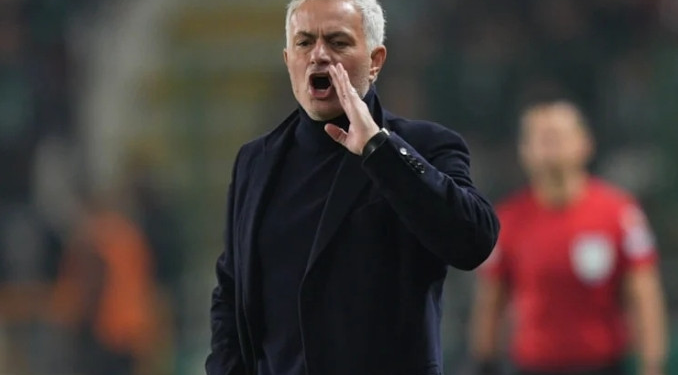 Mourinho’dan dikkat çeken çıkış: Bazı maçların hikayesi önceden yazılıyor