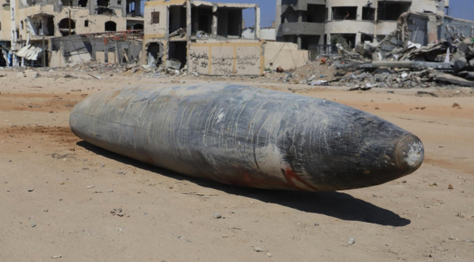 Trump, İsrail’e bir tonluk bomba satışına izin verdi