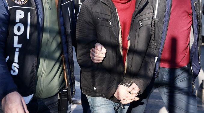 Umre vaadiyle 25 milyon liralık vurgun!