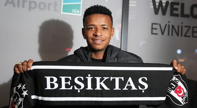 Beşiktaş’ın yeni transferi Keny Arroyo İstanbul’a ayak bastı!