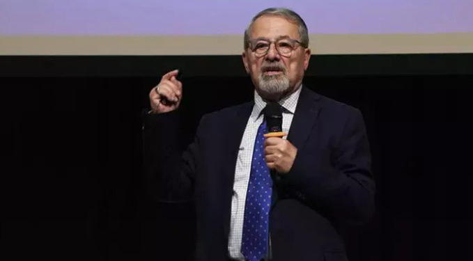 Deprem fırtınasında Naci Görür kıyılara yakın oturanları uyardı