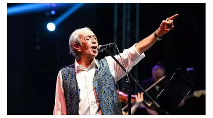 Edip Akbayram vefat etti