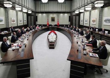 Kabine yoğun gündemle toplanıyor