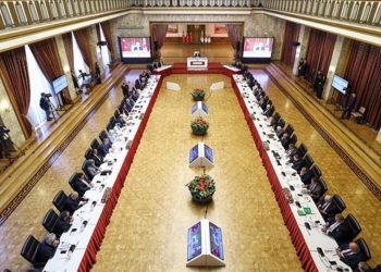 Meclis’te komisyon toplandı: Hukukçular dinlenecek