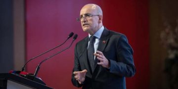 Mehmet Şimşek’ten sanayi üretimi ve cari açık öngörüsü