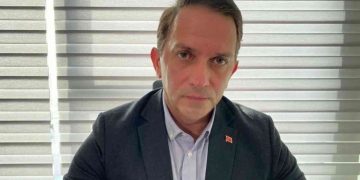 Mücahit Birinci AK Parti üyeliğinden istifa etti