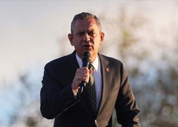 Özel Erdoğan’a yüklendi: Böyle mi alacaksın Aydın’ı!