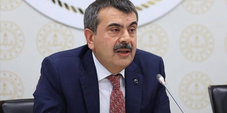 Bakan Tekin: Zorunlu bağış yok, kayıtlar yapılıyor