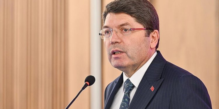 Bakan Tunç’tan İBB soruşturmalarıyla ilgili açıklama