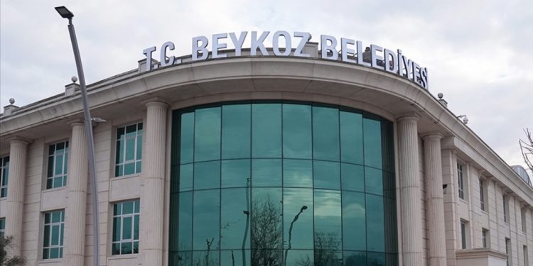 Beykoz’da bir istifa daha