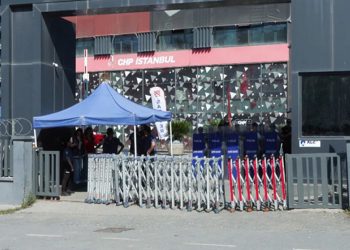 CHP İstanbul’a kayyım için yargıdan ret