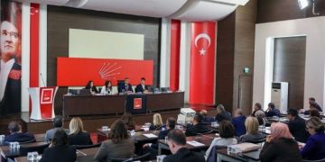 CHP’de kurultay sonrası ilk PM toplantısı: MYK üyeleri belli oldu!