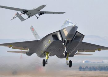 CHP’den Baykar’ın İHA’larına ve KAAN’a övgü