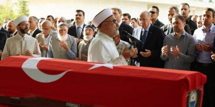 Cumhurbaşkanı Başdanışmanı Hamdi Kılıç’a veda