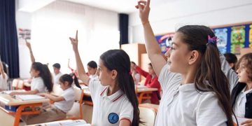 Okulun ilk günü ders saati değişti!