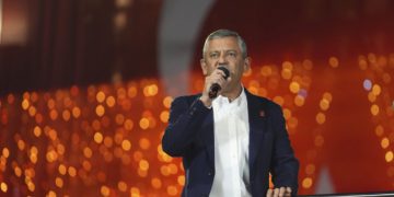 Özgür Özel: CHP’ye baskı devam ederse hayatı durduracak eylemler olur