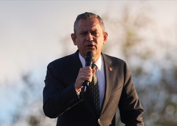 Özgür Özel Taksim Meydanı’nda konuştu: Kardeşim olsa affetmem