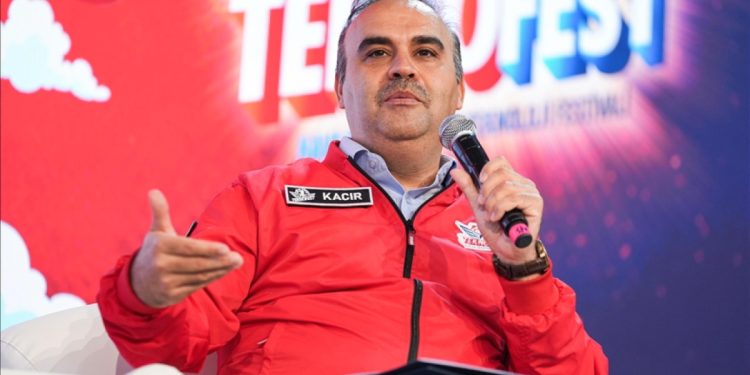 TEKNOFEST’te Bakan Kacır: Türkiye’nin AR-GE harcamaları 16 milyar dolara ulaştı