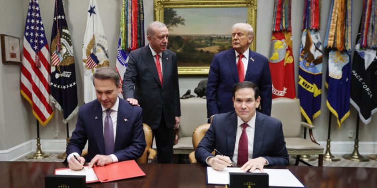 Türkiye ve ABD, nükleer enerji anlaşması imzaladı