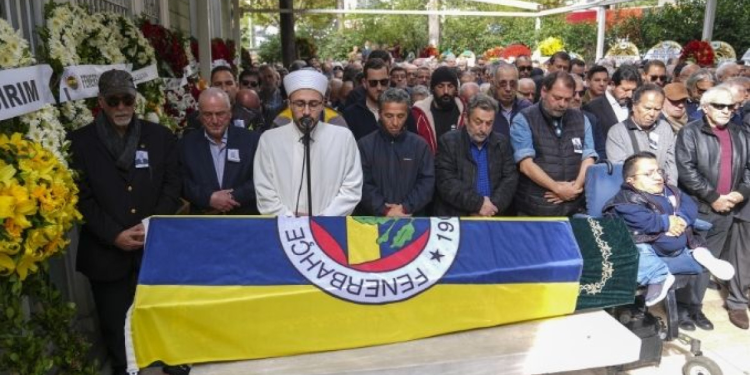 Gazeteci Faik Çetiner son yolculuğuna uğurlandı