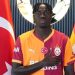 Galatasaray’a derbi öncesi kötü haber: Singo 1,5 ay yok
