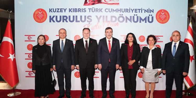 KKTC, 42. yılını kutluyor
