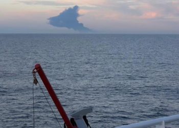 Karadeniz’de 25 mürettebatı olan tankerde patlama!