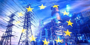 Mahfi Eğilmez, “Avrupa zorda” dedi, çıkış yolunu gösterdi