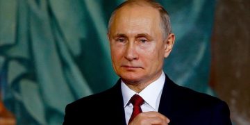 Putin: Sorunların barışçıl yollarla çözülmesine hazırız
