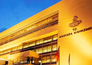 AYM’den 6 partiye mali denetim kararı