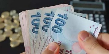 Bankalarda mevduat getirisi hızla geriliyor