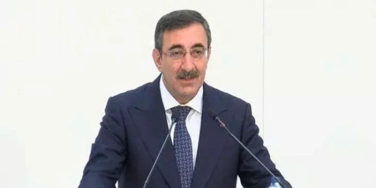 Cevdet Yılmaz’dan 2026’da %3,9 büyüme hedefi