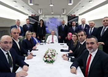 Erdoğan: Transferde milyonlar alanlar bu işlere nasıl bulaşır