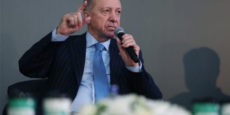 Erdoğan: Türkiye’nin umudu gençlerdir