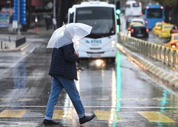 Hafta sonu hava değişiyor: Sağanak yağış kapıya dayandı!