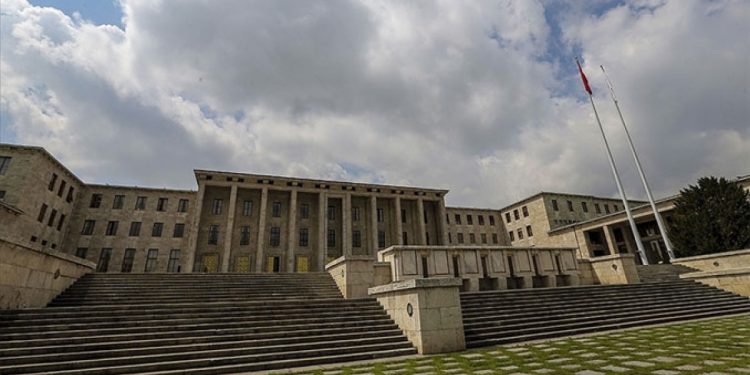 TBMM’de stajyer çocuklara taciz skandalında 1 kişi tutuklandı