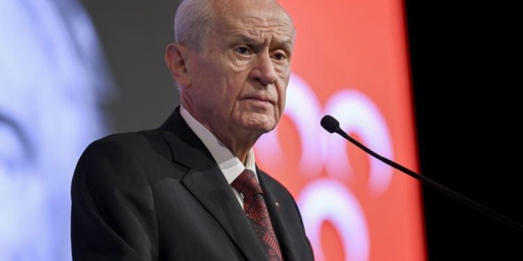 Bahçeli’den Venezuela çıkışı: ABD’nin müdahalesi 15 Temmuz’la aynı yöntem